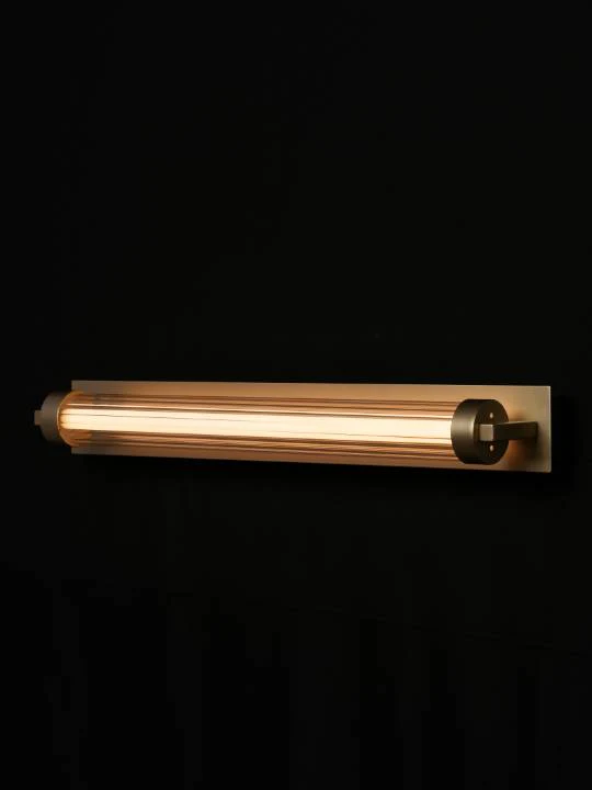 Champagne Gold Mirror Light – 15W LED (610mm Wide)