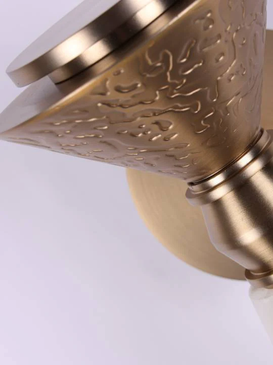 Alabaster & Copper Wall Light – Dual LED Glow in Matt Gold